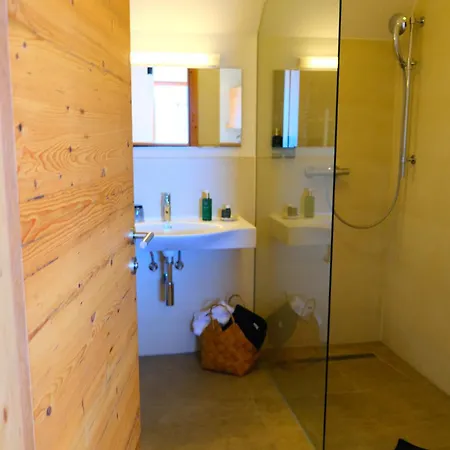Aparthotel Gmundnerberghaus Altmünster Zimmer foto